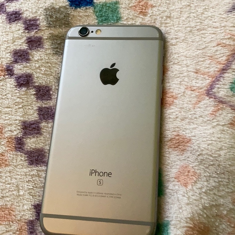iPhone 6 - Picture 2 of 2